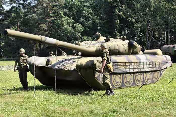 隆安部队充气坦克